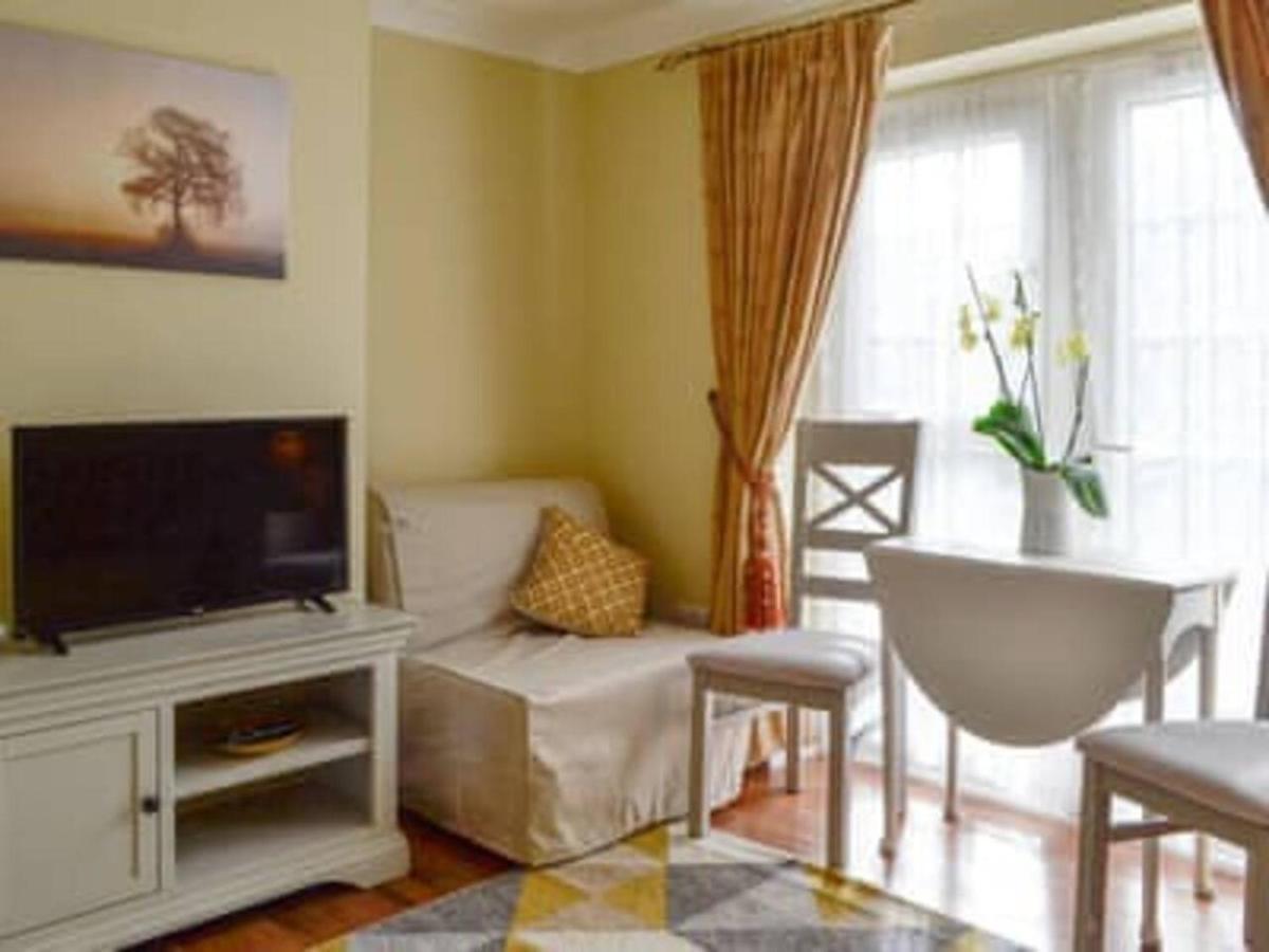 1-Bed Cottage On Coastal Pathway In South Wales Gileston エクステリア 写真