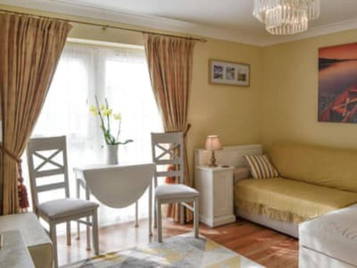 1-Bed Cottage On Coastal Pathway In South Wales Gileston エクステリア 写真