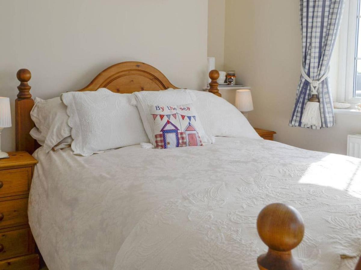 1-Bed Cottage On Coastal Pathway In South Wales Gileston エクステリア 写真